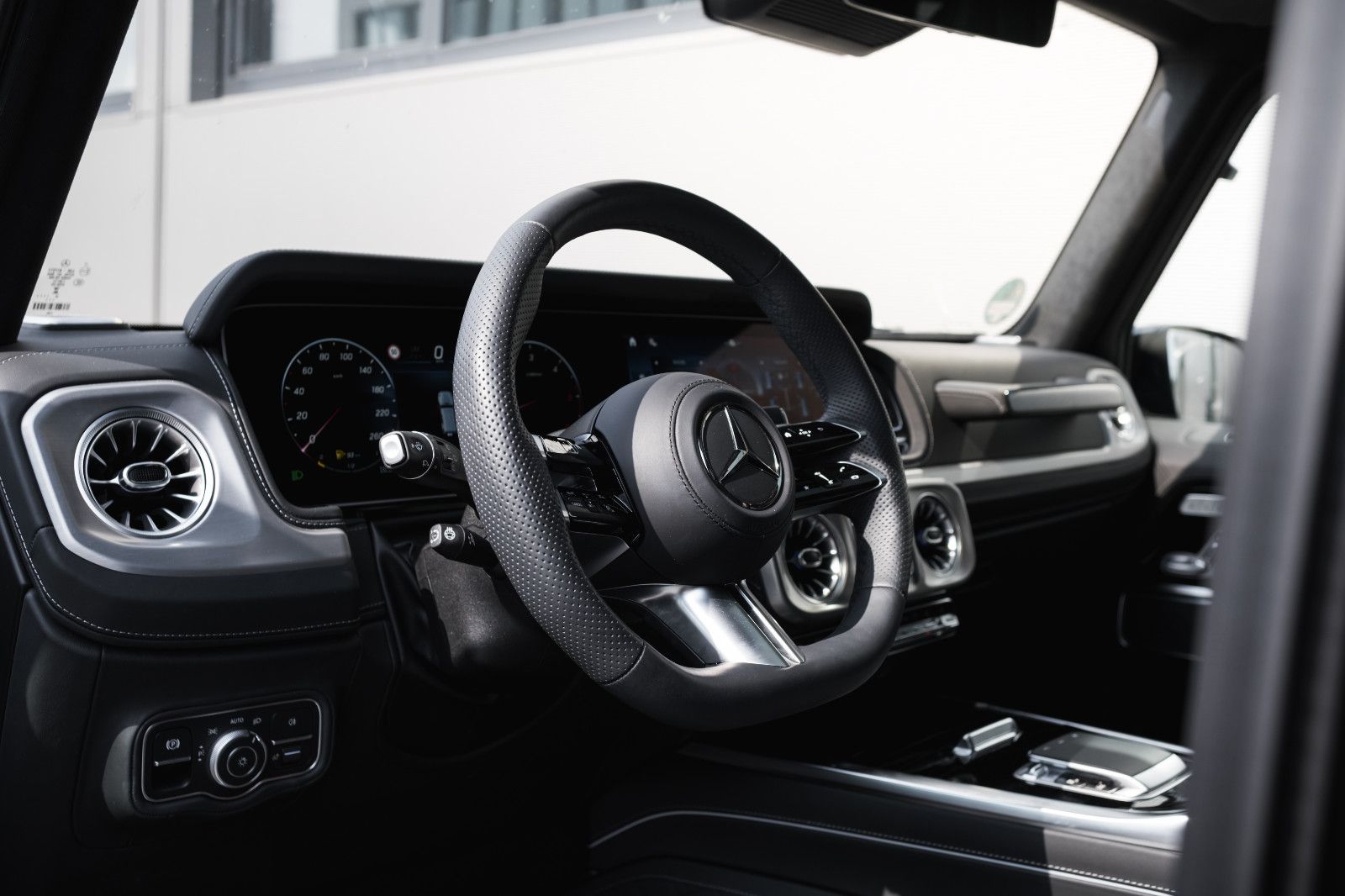 Fahrzeugabbildung Mercedes-Benz G 450d AMG Line-Kom.- Techn.-Night-Pak. SUPERIOR