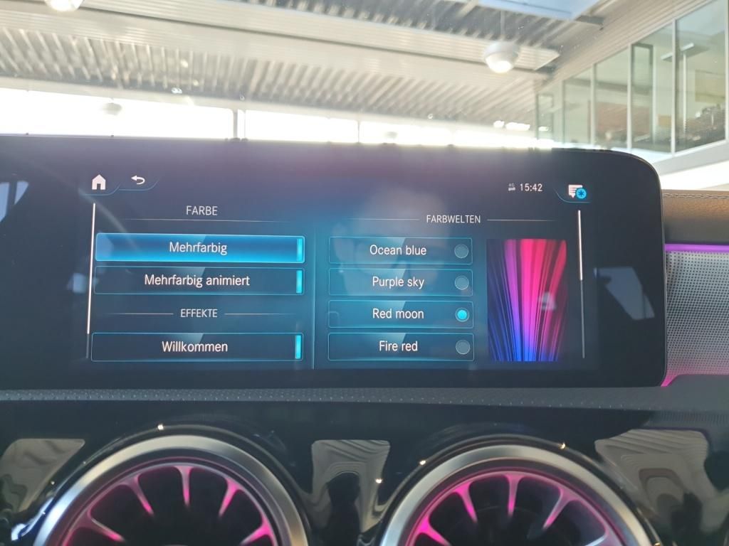 Fahrzeugabbildung Mercedes-Benz CLA 250 e Shooting Brake AMG Line*Night Paket