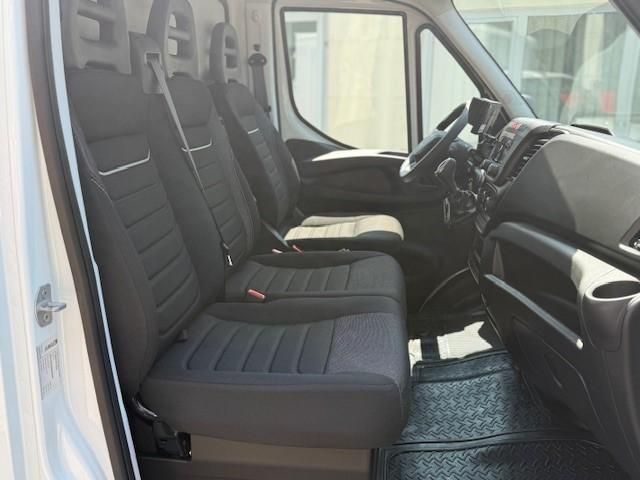 Fahrzeugabbildung Iveco Daily 35S14H EA8 Leichtbaukoffer
