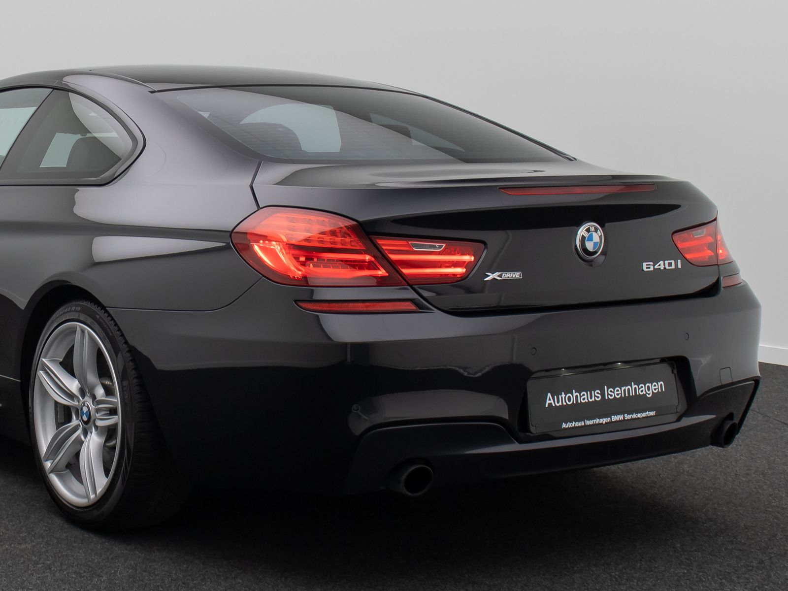 Fahrzeugabbildung BMW 640i xD Coupé M Sport H/K Kamera HUD SoftCl 19"