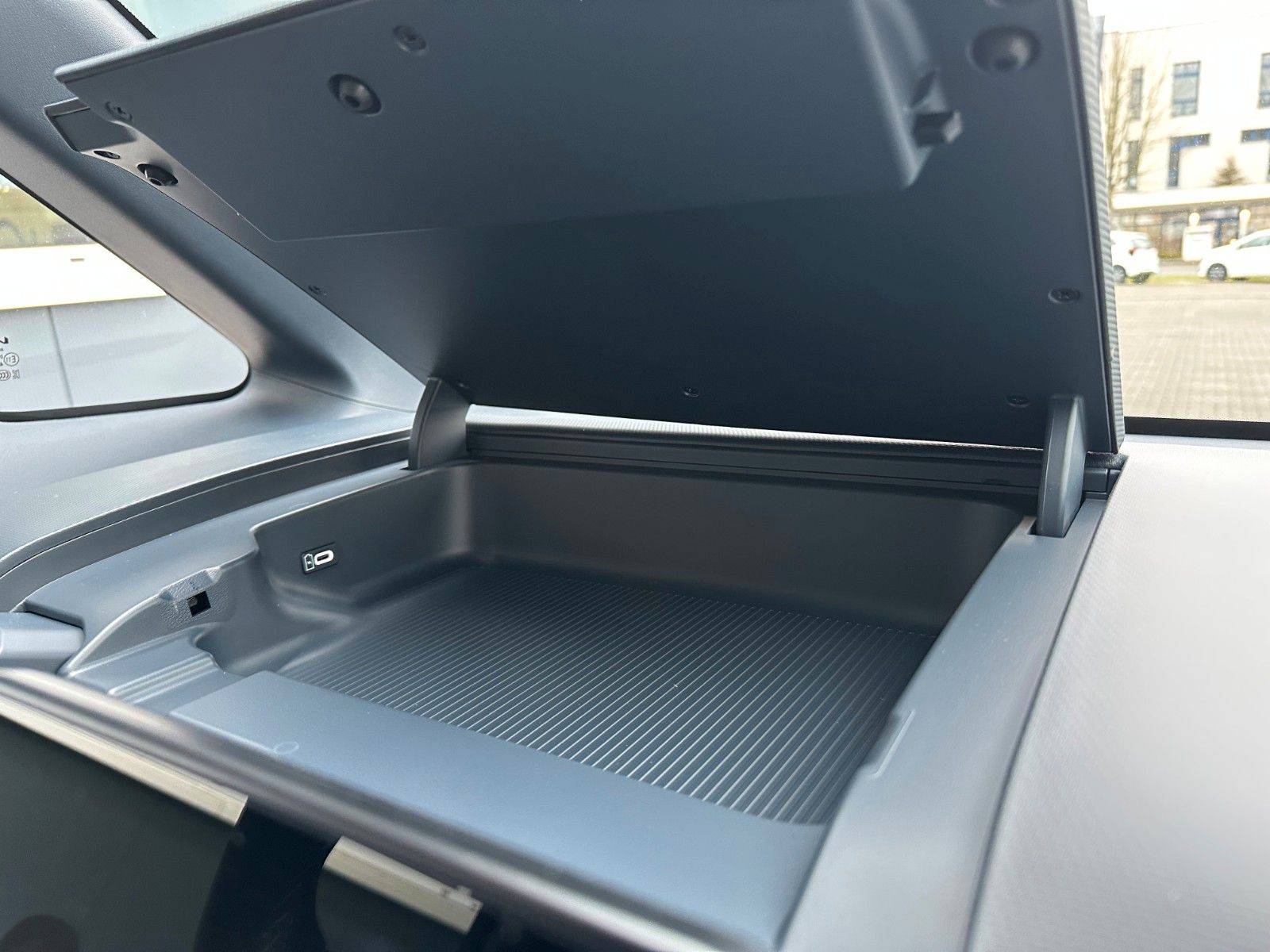 Fahrzeugabbildung Kia PV5 Passenger 71.2 ELITE WP SMP PP SP AW