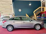 Ford Focus Lim. 1.6 Titanium/ Tüv NEU/2.Hand - Ford Focus aus 2011: Limousine