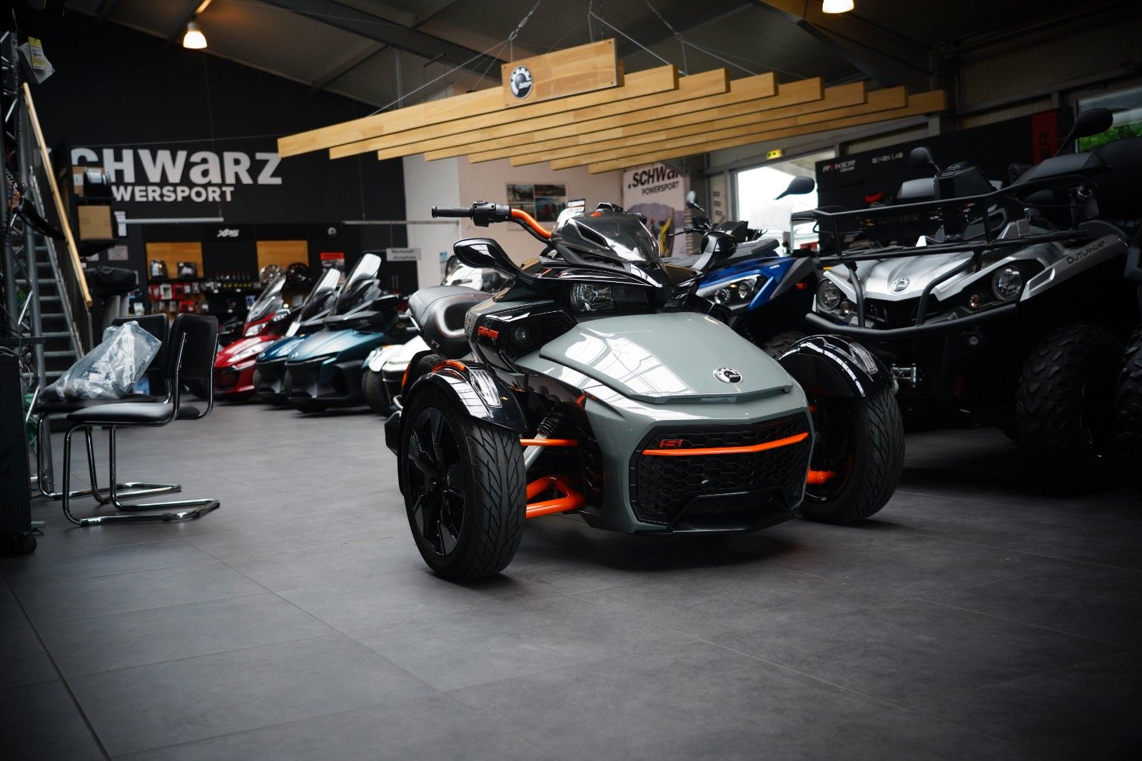 Fahrzeugabbildung Can Am Spyder F3-S Top Zustand seltene Farbe