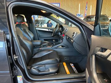 MYAUTOCENTER – Gebraucht- und Jahreswagen mit Werkstattservice in Pfaffenhofen Audi A3 Sportback*S-LINE*BI-XENON*KLIMAATIK*LEDER*