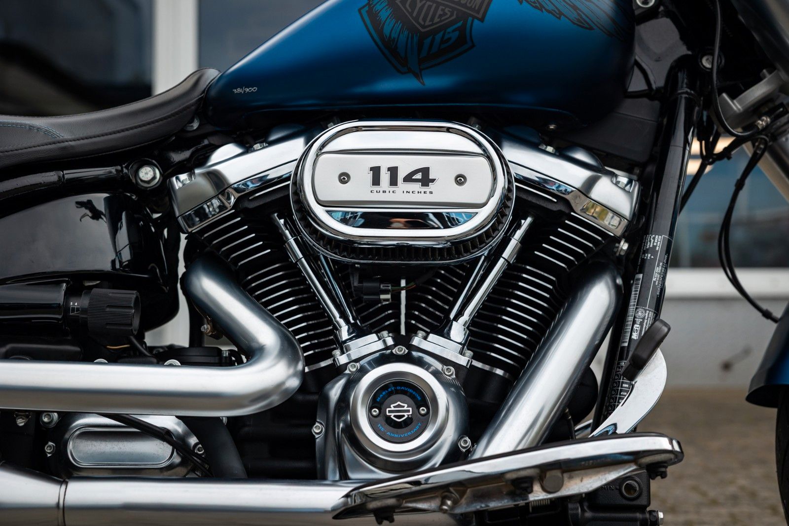 Fahrzeugabbildung Harley-Davidson FLFBS FAT BOY SOFTAIL 114 CUI ANV. JEKILL&HYDE