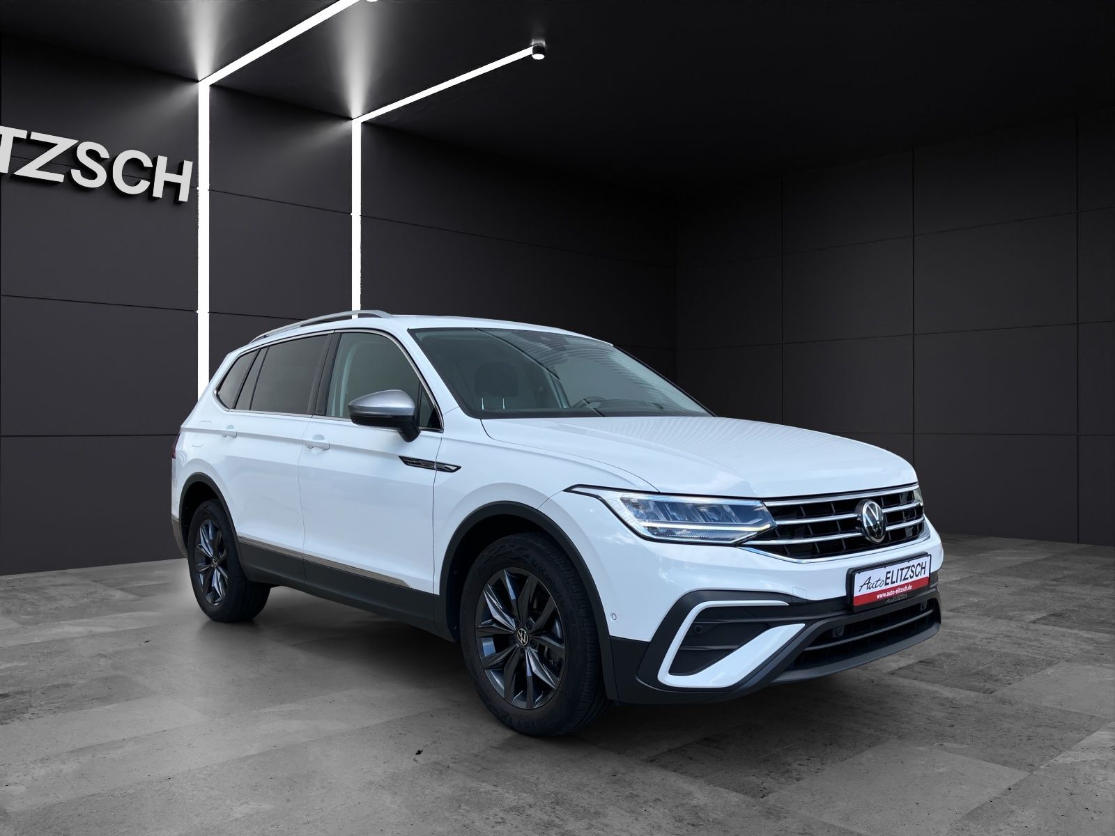 Fahrzeugabbildung Volkswagen Tiguan Allspace Life TDI DSG LED ACC STH HuD SHZ