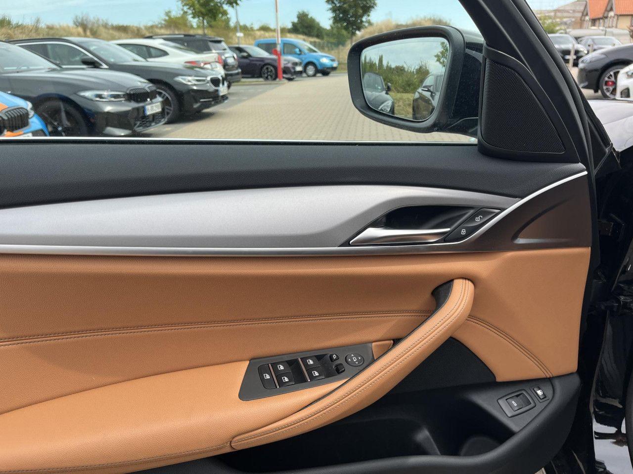 BMW 530e Tour HUD Pano Laser SpoSi RFK HiFi LiveProf