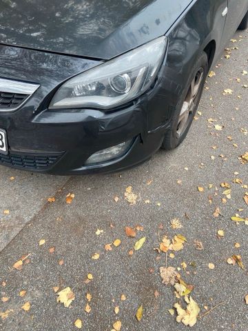 Opel Astra J 2,0 Unfallfahrzeug