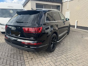 Audi Q7 - 6
