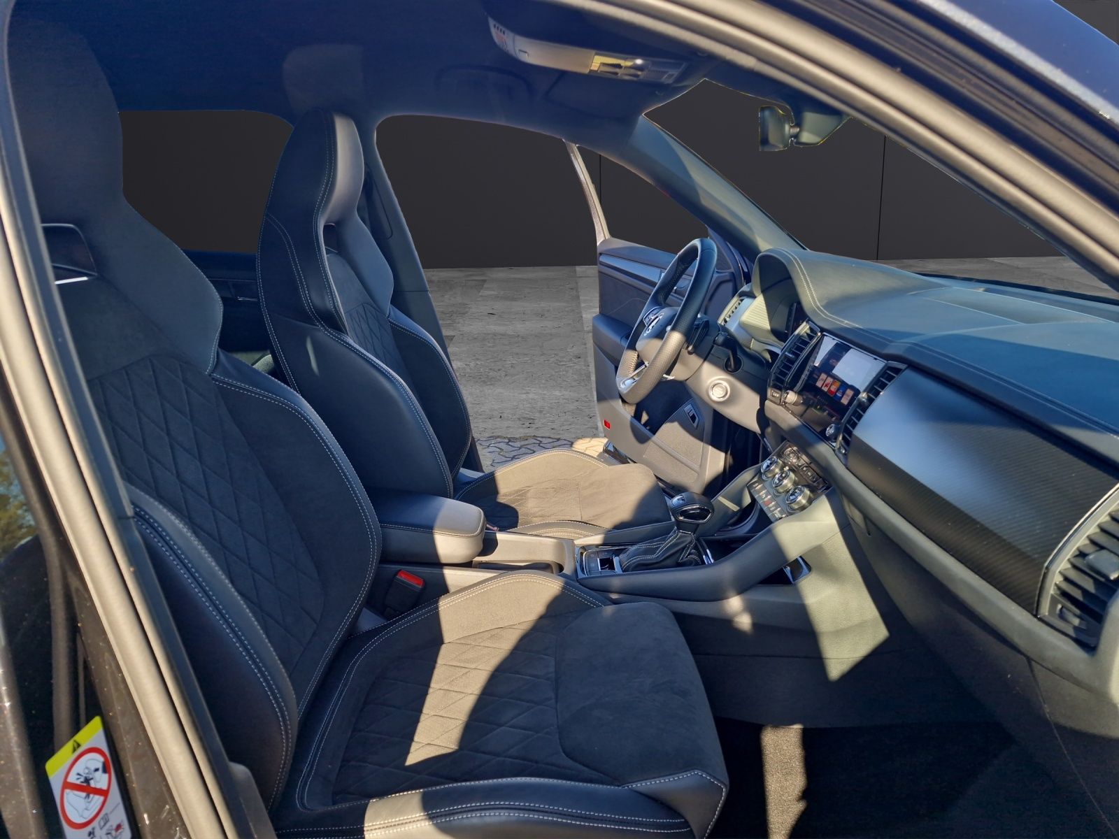 Fahrzeugabbildung SKODA Kodiaq Sportline 4x4 2.0 TDI DSG ACC AHK KAMERA