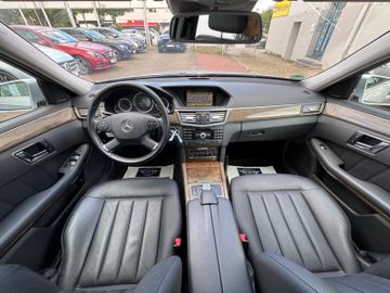 Mercedes E 350 - 11