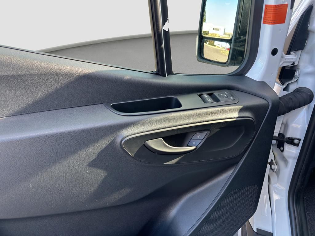 Fahrzeugabbildung Mercedes-Benz Sprinter 317 CDI Mixto Kasten Hochdach Standard