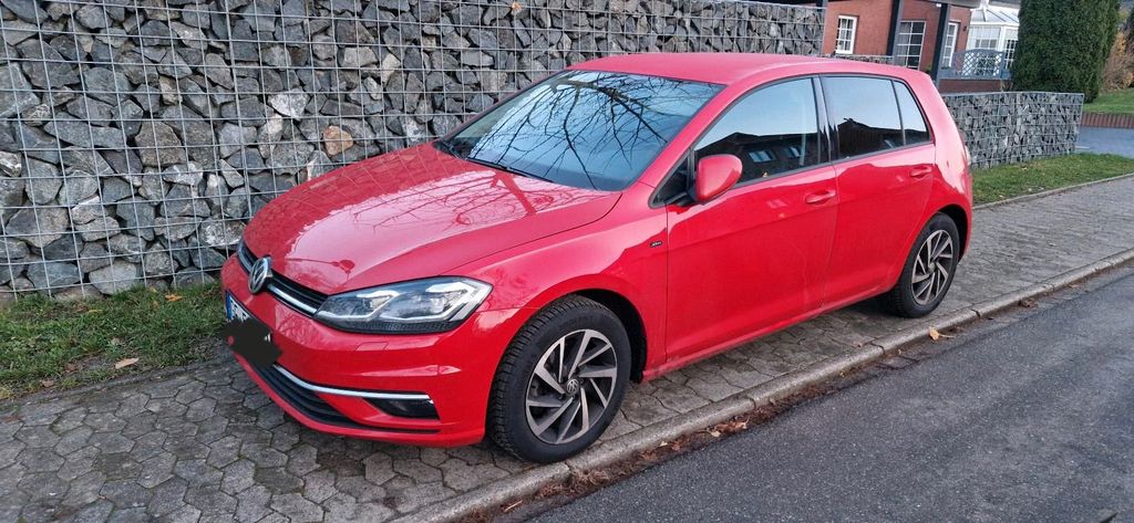 Image of Volkswagen Golf