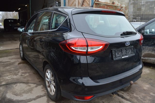 Ford C-Max C-MAX Titanium