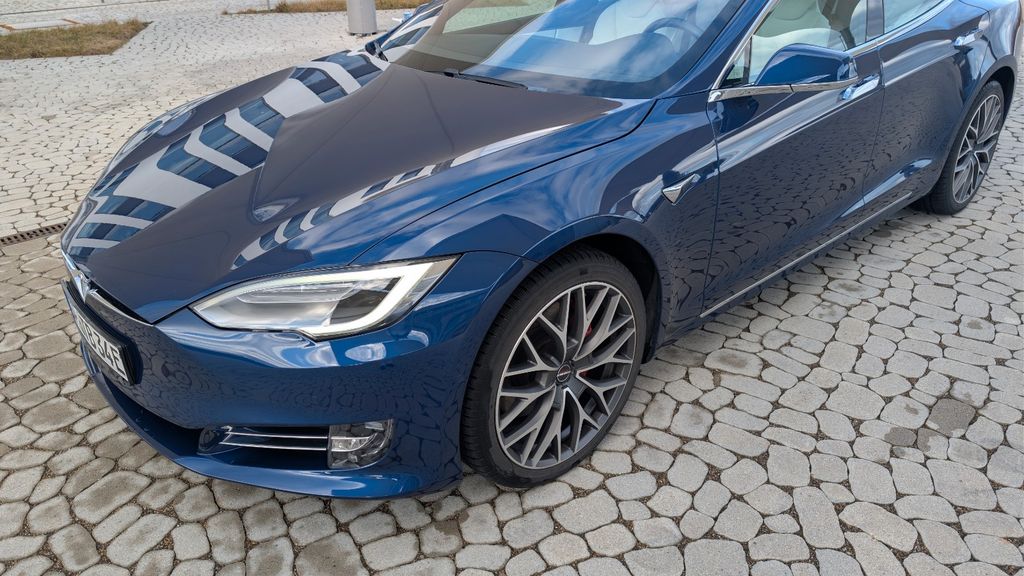 2019 Tesla Model S