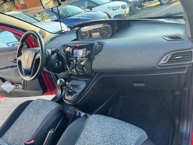 Lancia LANCIA Ypsilon 1.0 FireFly 5 porte S&S Hybrid Ec