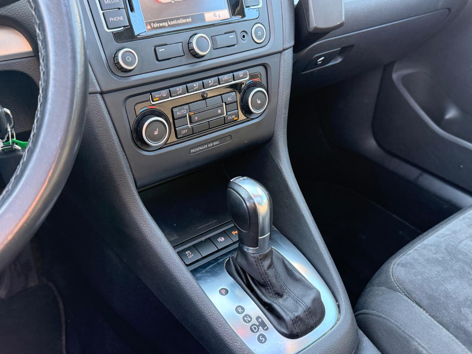 Volkswagen Golf 2012 — photo 15