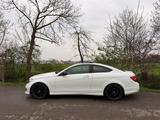 Mercedes-Benz C 350 Coupé 4matic  - Mercedes-Benz C 350: Coupe