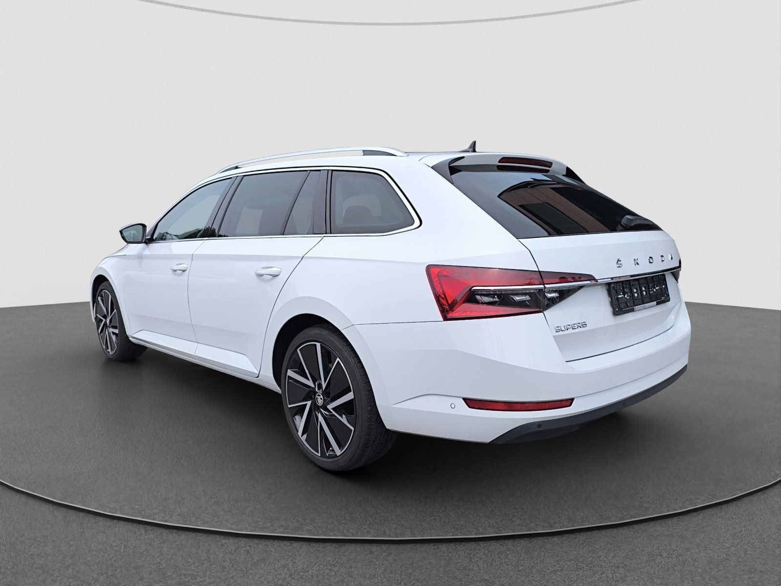 Skoda Superb - Bild 7