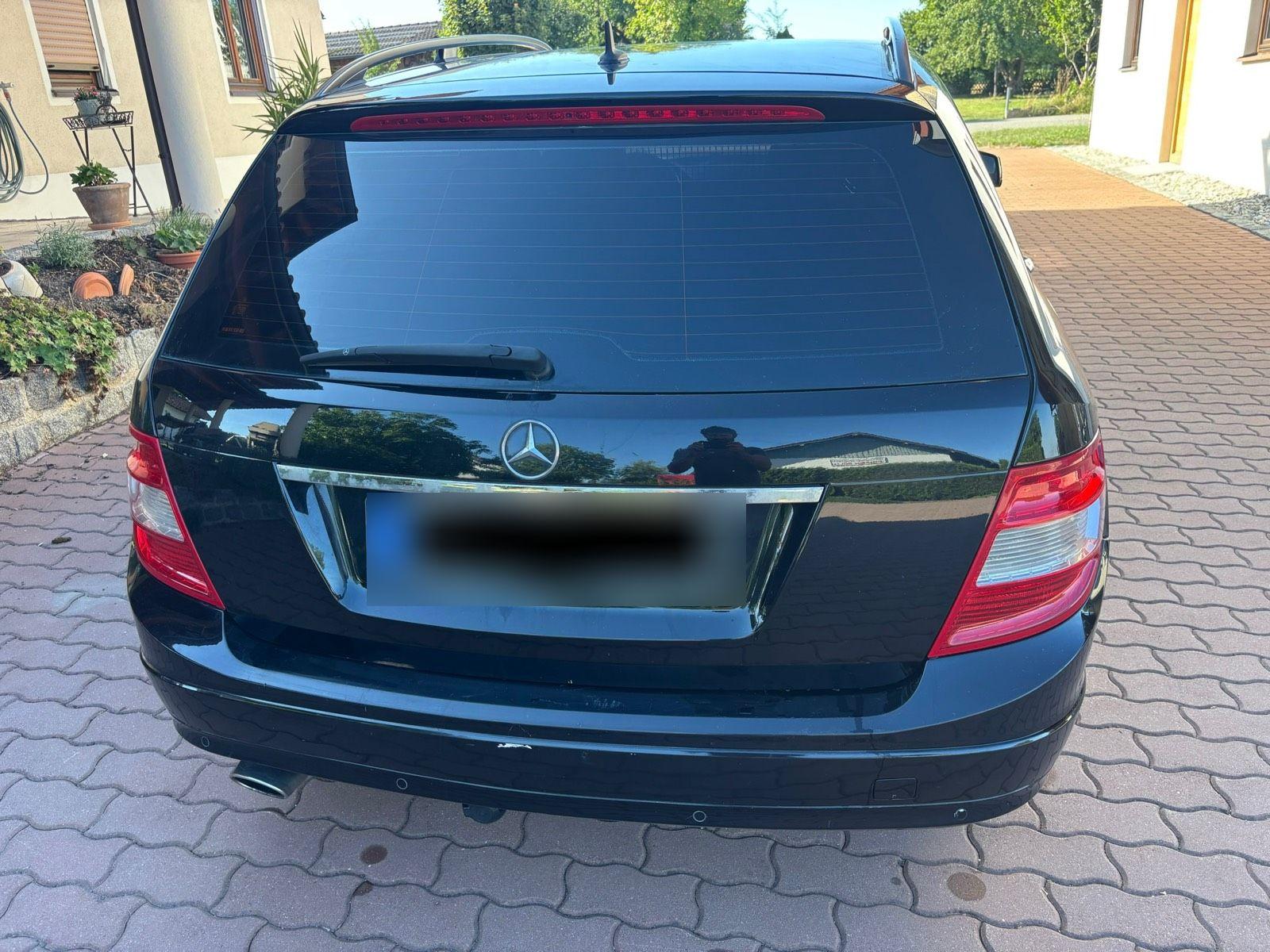 Mercedes-Benz C220 2008 — engine 170 HP (125kW)