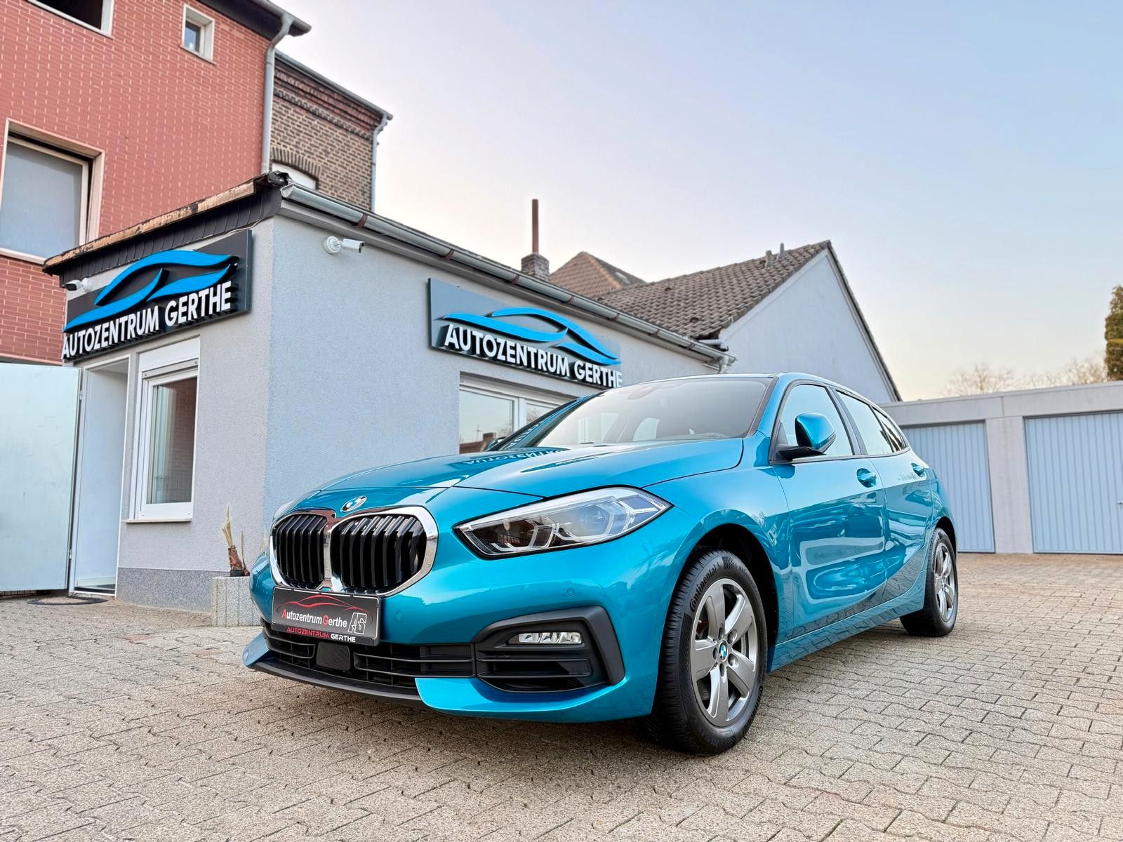 BMW 116i Limousine Advantage *Virtual*LED*CarPlay*