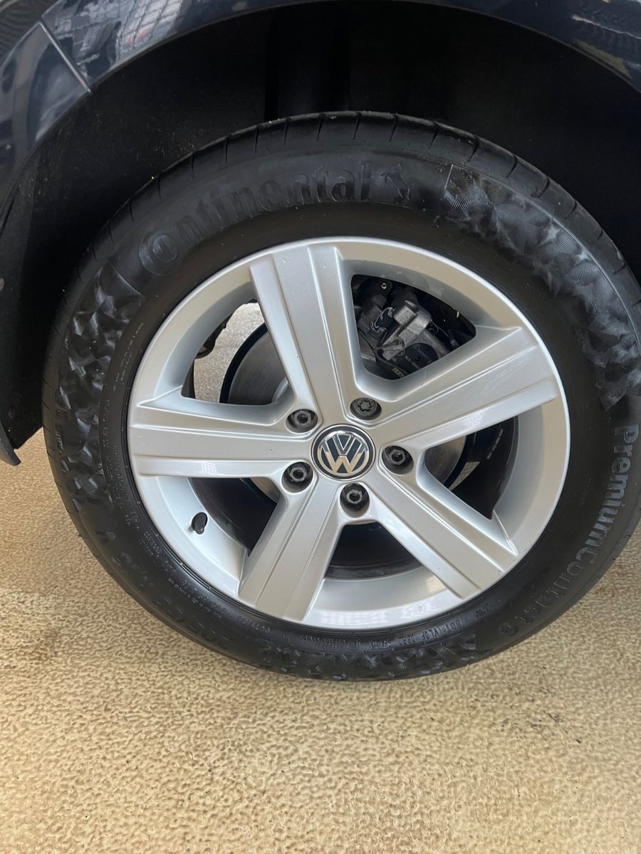Fahrzeugabbildung Volkswagen Golf VII Lim. 1.6 TDIComfortline *1.HAND*SCHECKH