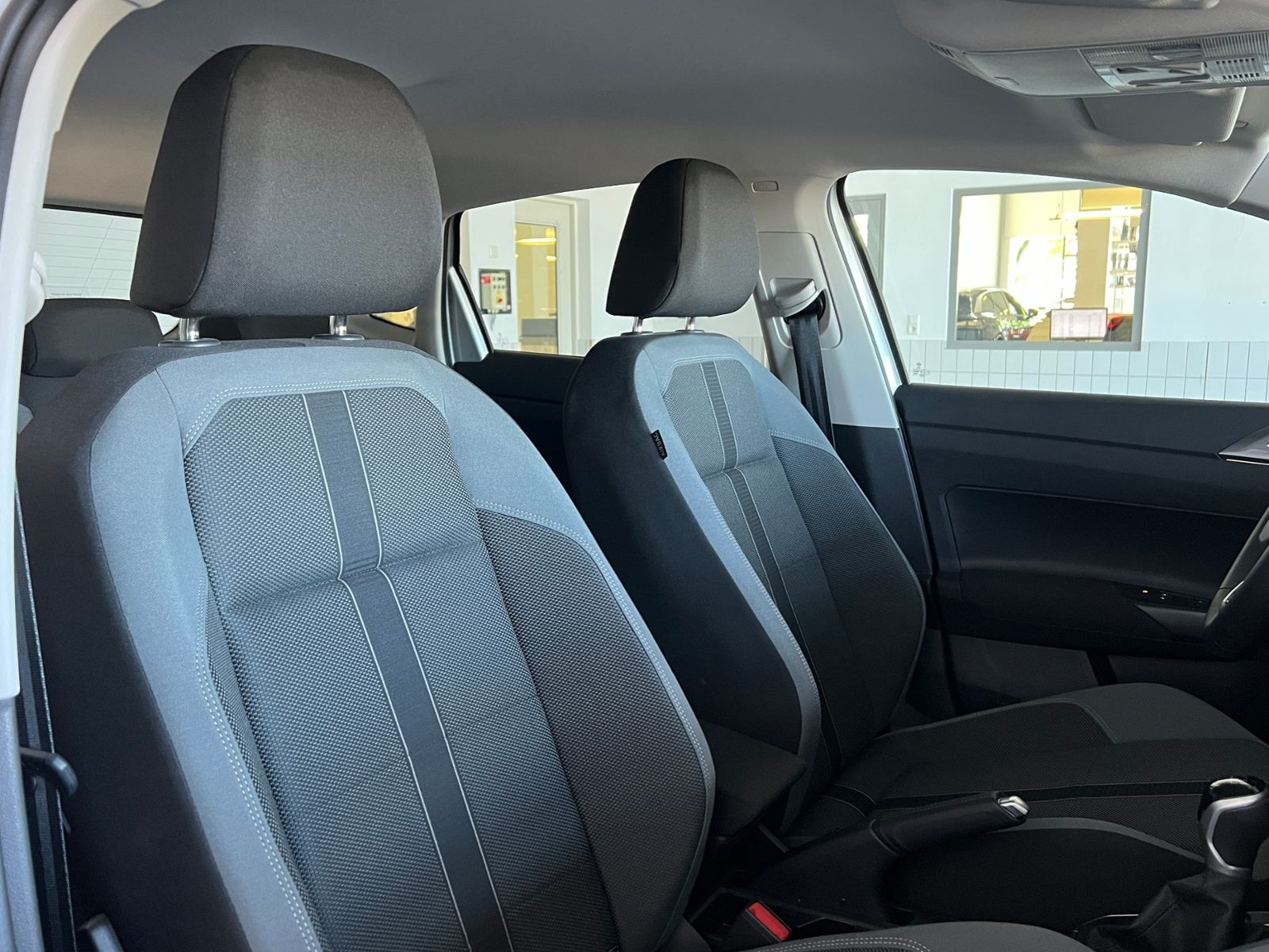 Fahrzeugabbildung Volkswagen Polo Style 1.0 TSI *IQ.Light, Kamera, App Connec