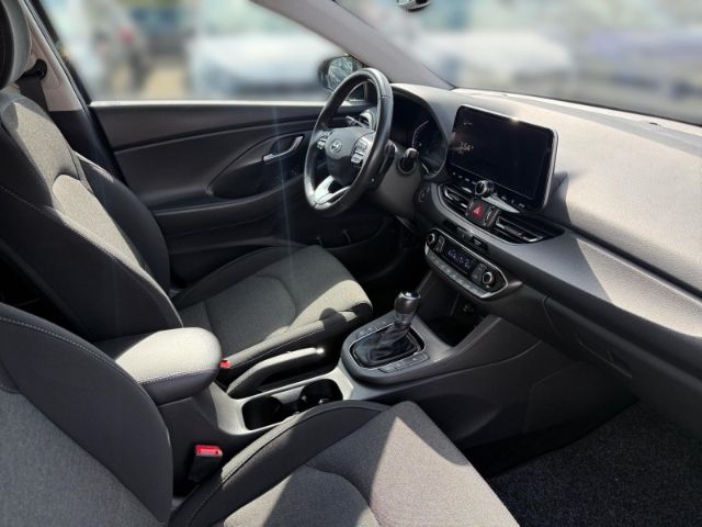 Fahrzeugabbildung Hyundai i30 cw Edition 30+ 48V +KLIMA+LED+NAVI+PDC+RFK+U