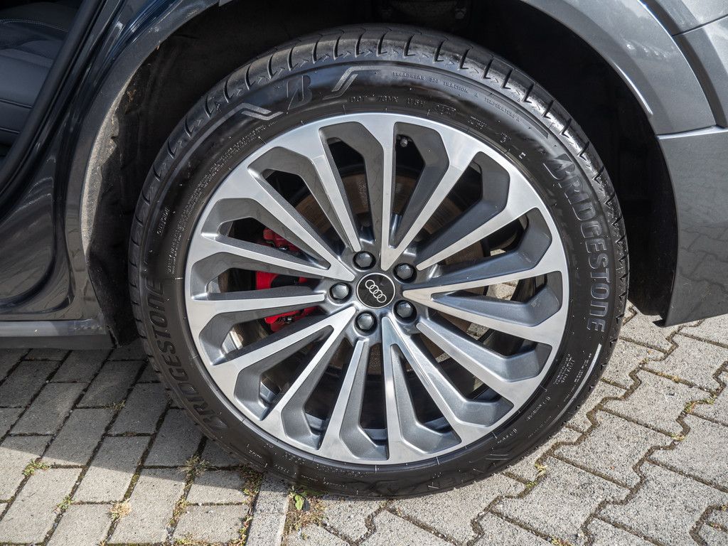 Audi Q8 e-tron - Bild 7