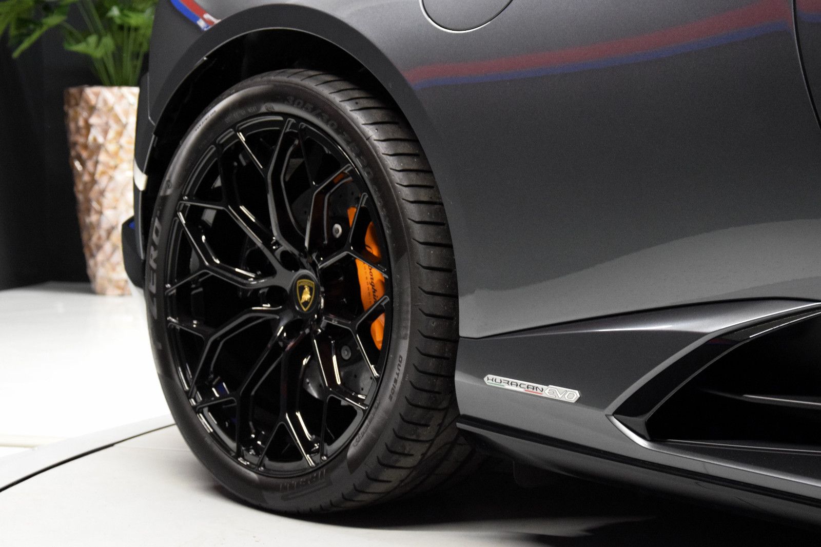 Fahrzeugabbildung Lamborghini Huracán EVO Spyder Carbon Lift Approved +Service