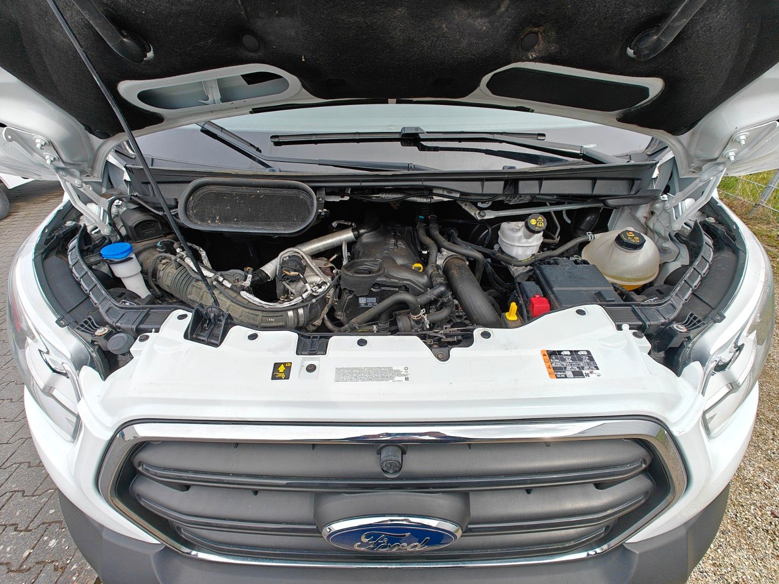 Fahrzeugabbildung Ford Transit Kasten 350EF L4 Trend, Navi, DAB, Kamera