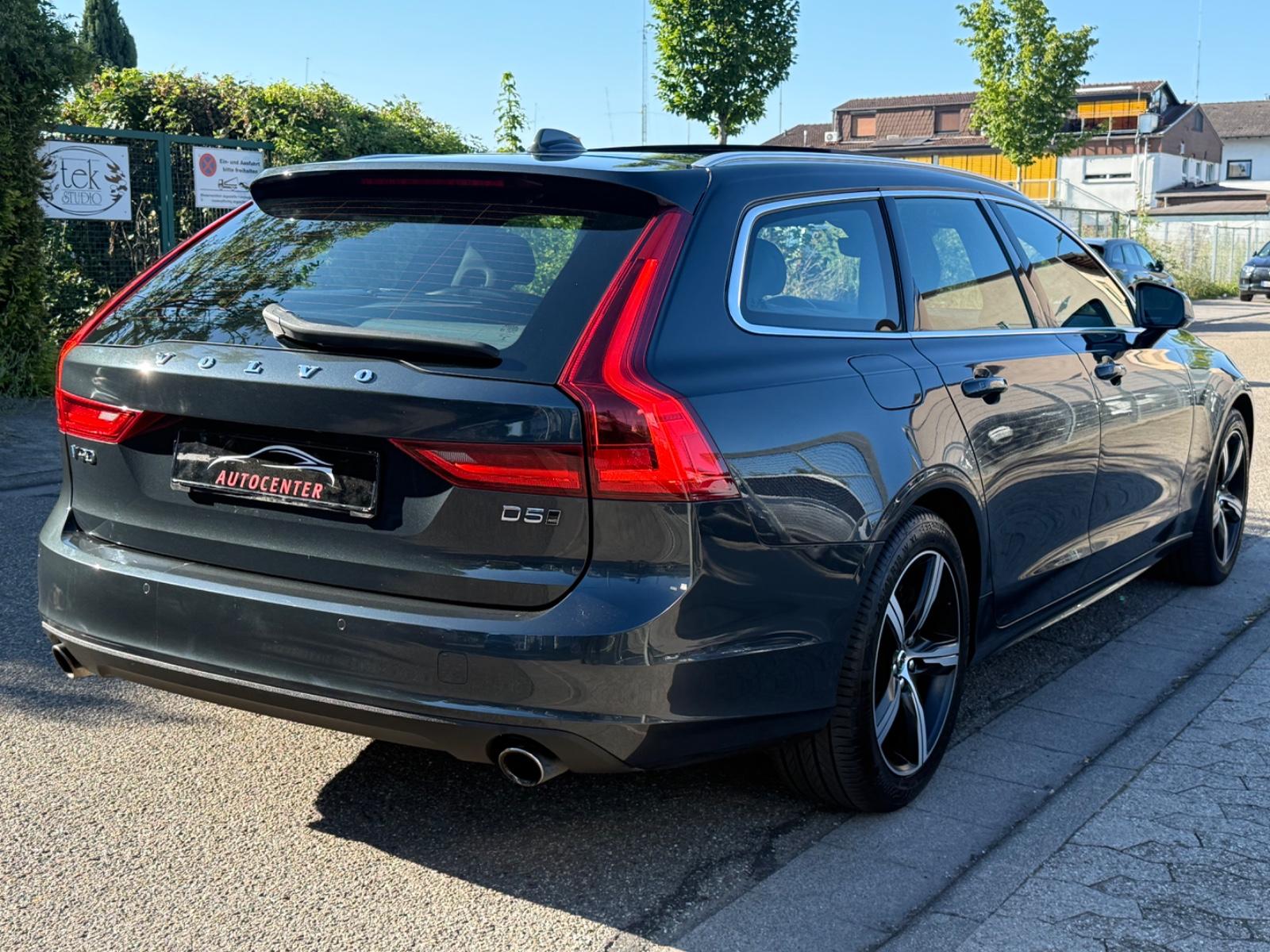 VOLVO V90 235 ch 4X4 BVA - HAYON ÉLECTRIQUE - PACK SPORT - TOIT OUVRANT