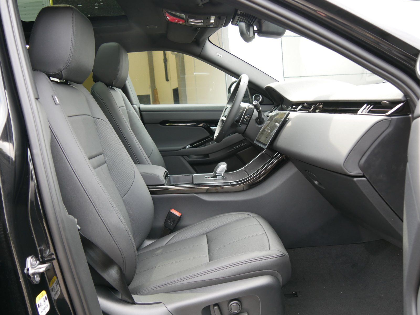 Land Rover Range Rover Evoque Dynamic SE imagem 3