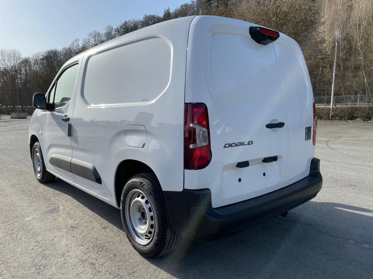 Fiat Doblo 1.5 BlueHDI L1 Trennwand