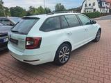 Skoda OCTAVIA Combi 1,8l TSI 132 kW 180 PS AHK - Skoda Octavia: Ps