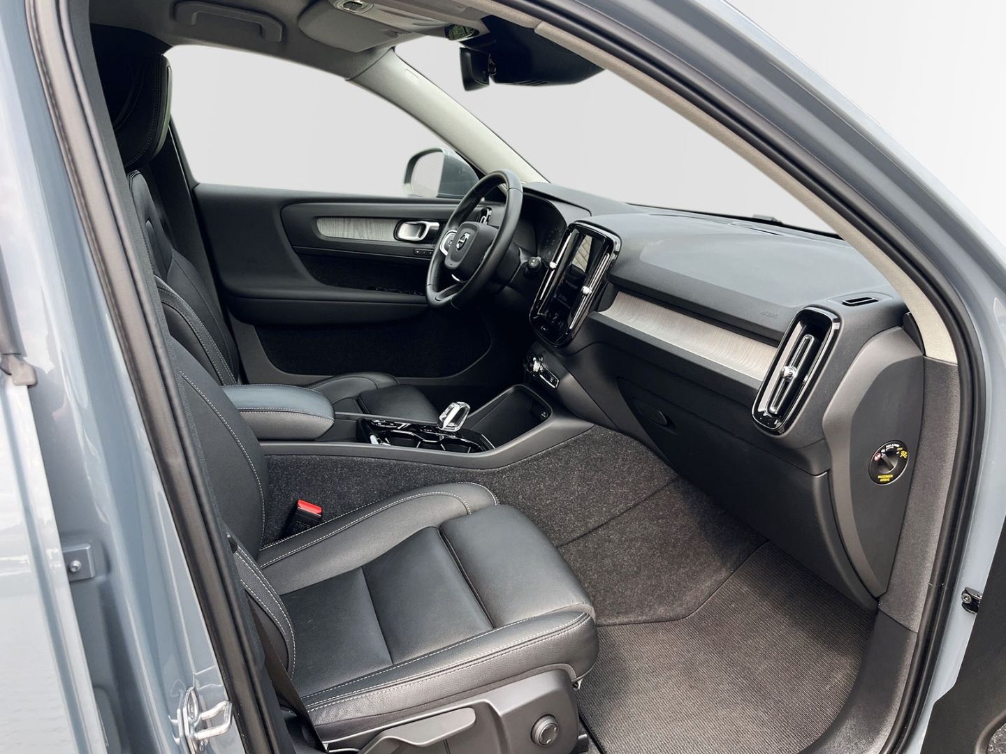 Volvo XC40 Recharge T4 Inscription Plug-In Hybrid 19'' imagem 3