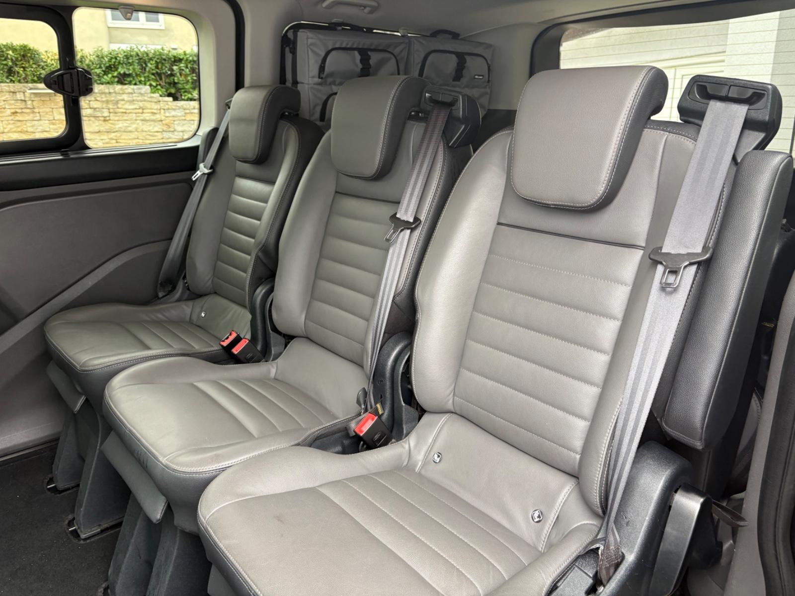 Ford Tourneo Custom