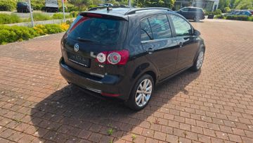 Volkswagen Golf - 6