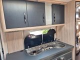 Hobby 545 KMF Deluxe Edition 3er Stockbett/3 Fenster - Wohnwagen Stockbett