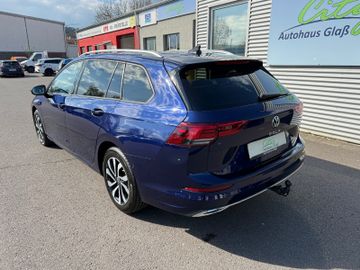 Volkswagen Golf VIII Var. Active+AHK+LED+SHZ+LHzg+Navi+Kame