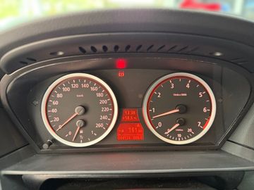 BMW 520 - 10