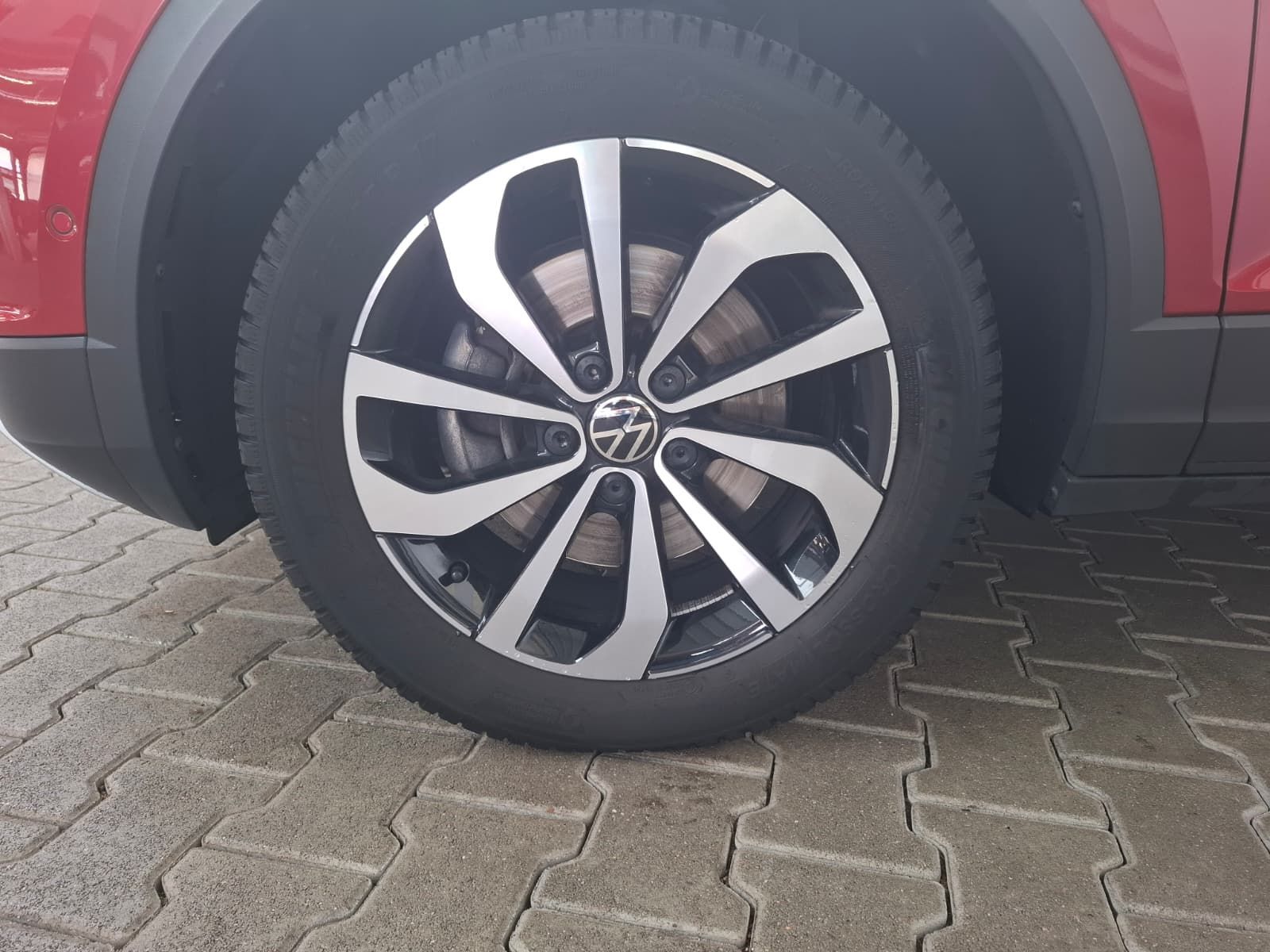 Fahrzeugabbildung Volkswagen T-Roc Style 2,0 TDI DSG +IQ.Drive +Navi +Kamera