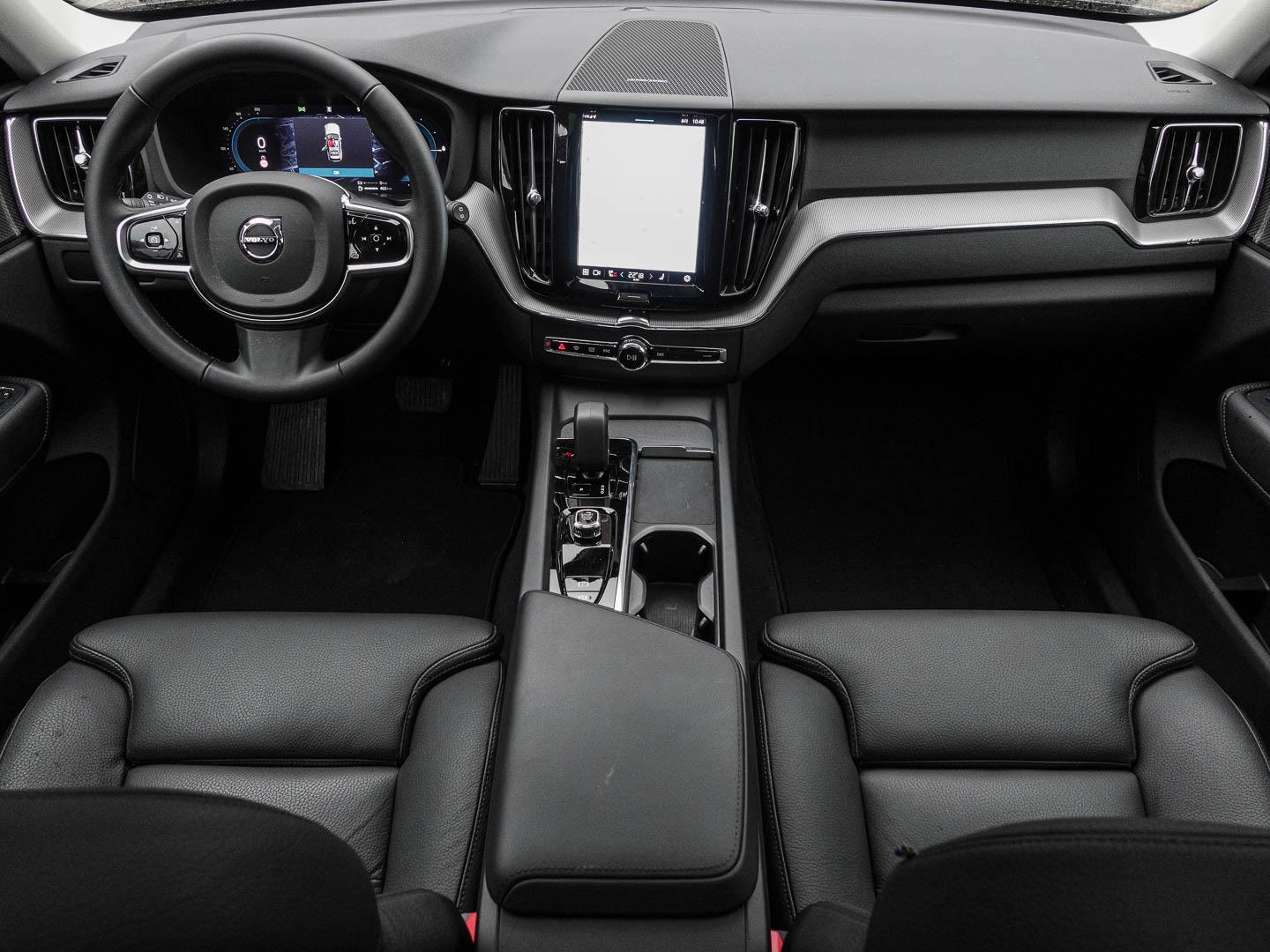 Volvo XC60 Plus Dark Recharge Plug-In Hybrid AWD T6 Tw