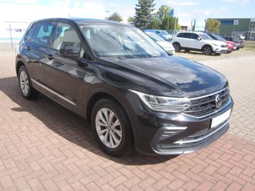 Volkswagen Tiguan - 2