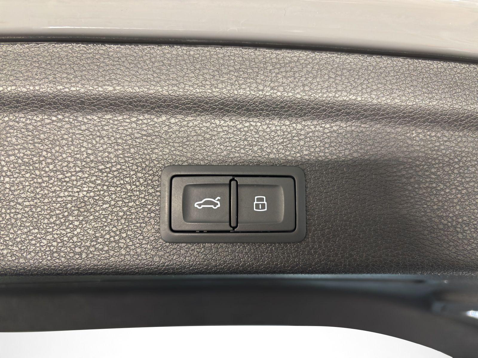 Audi Q3 Sportback 45 TFSI QUATTRO S LINE *PANO*AHK*VC, миниатюра 12