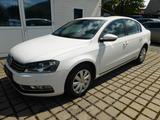 Volkswagen Passat Lim. El.Glassd. Klimaautom.SHZ PDC 92.TKM - Volkswagen Passat: Gl
