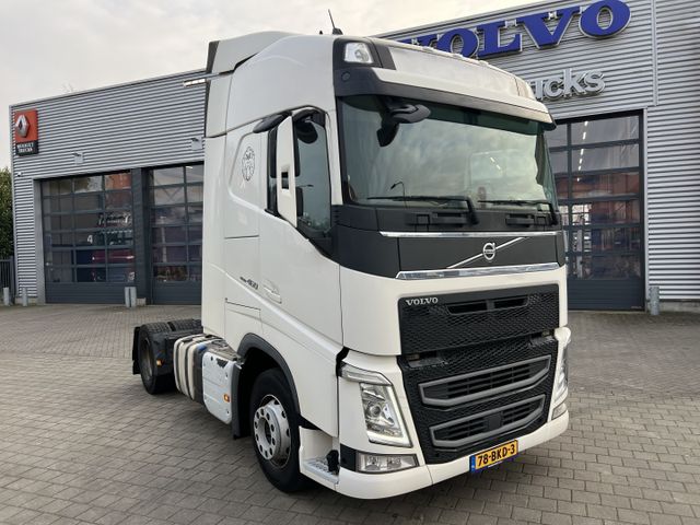 Volvo FH 460 GLOBETROTTER / VEB+/ AIRCO / STANDKACHEL 