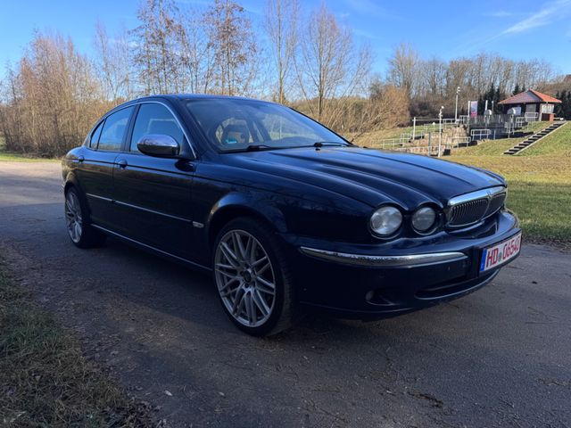 Jaguar X-Type 2.2 D Executive Leder 8 x Bereift