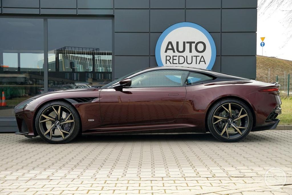 Aston Martin DBS