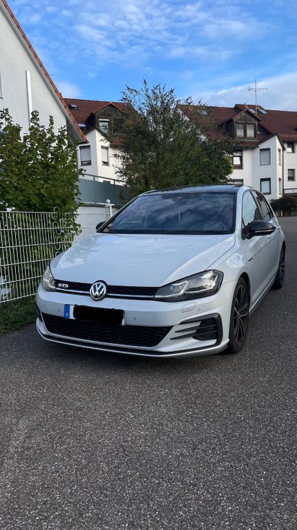 Image of Volkswagen Golf